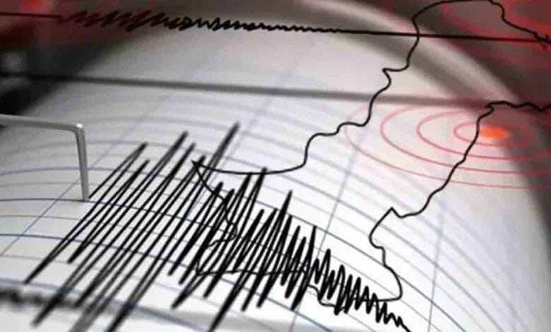 زلزلے کی شدت 5.4 ریکارڈ کی گئی اور مرکزافغانستان کےجنوب مشرق میں تھا: زلزلہ پیما مرکز— فوٹو:فائل