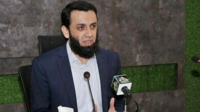 عطا اللہ تارڑ کا صحافی عبداللہ مومند کے خلاف وزیراعلیٰ خیبر پختونخوا کے نوٹس پر ردعمل