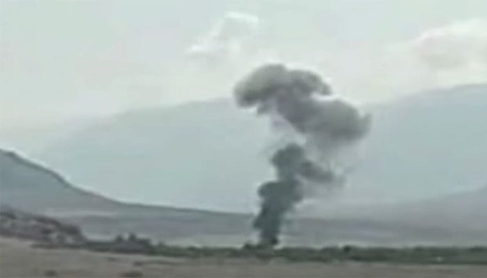 گلگت بلتستان حکومت کا ہیلی کاپٹر چلاس کے قریب گر کر تباہ، 4 افراد سوار