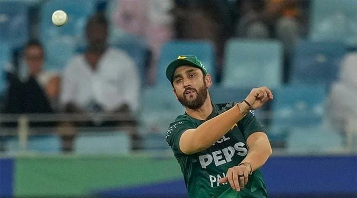 ڈان نیوز کے صحافی عبداللہ مومند کو وزیر اعلیٰ خیبرپختونخوا علی امین گنڈاپور کا ایک ارب روپے کا نوٹس