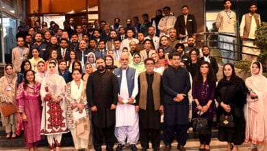 نیشنل ورکشاپ بلوچستان کے شرکا مایوس، وزیراعلیٰ خیبرپختونخوا سے ملاقات نہ ہونے پر کھانا لوٹا دیا